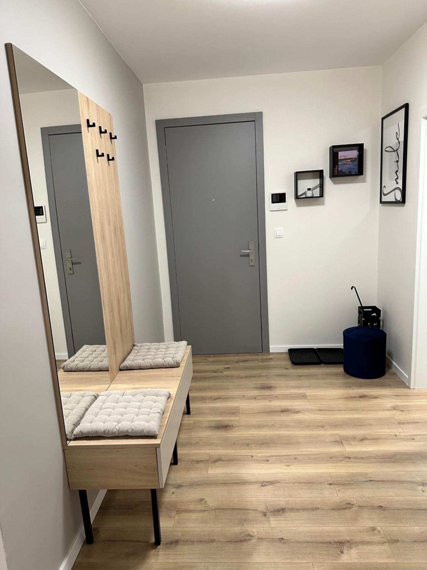Trendy Apartment Trenčín Extérieur photo